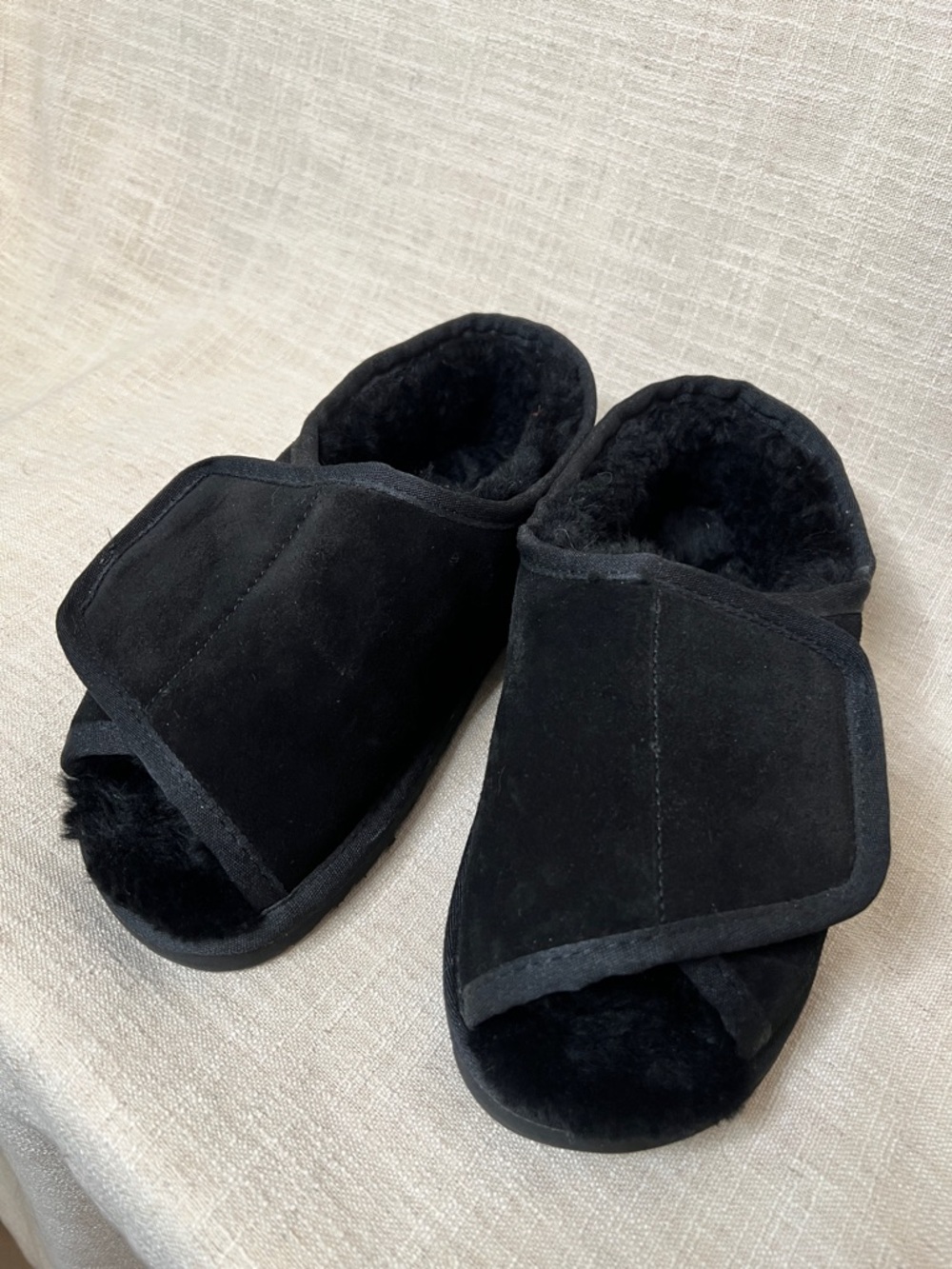 Lamo APNA Open Toe Wrap Black Shearling Slide Slippers Small